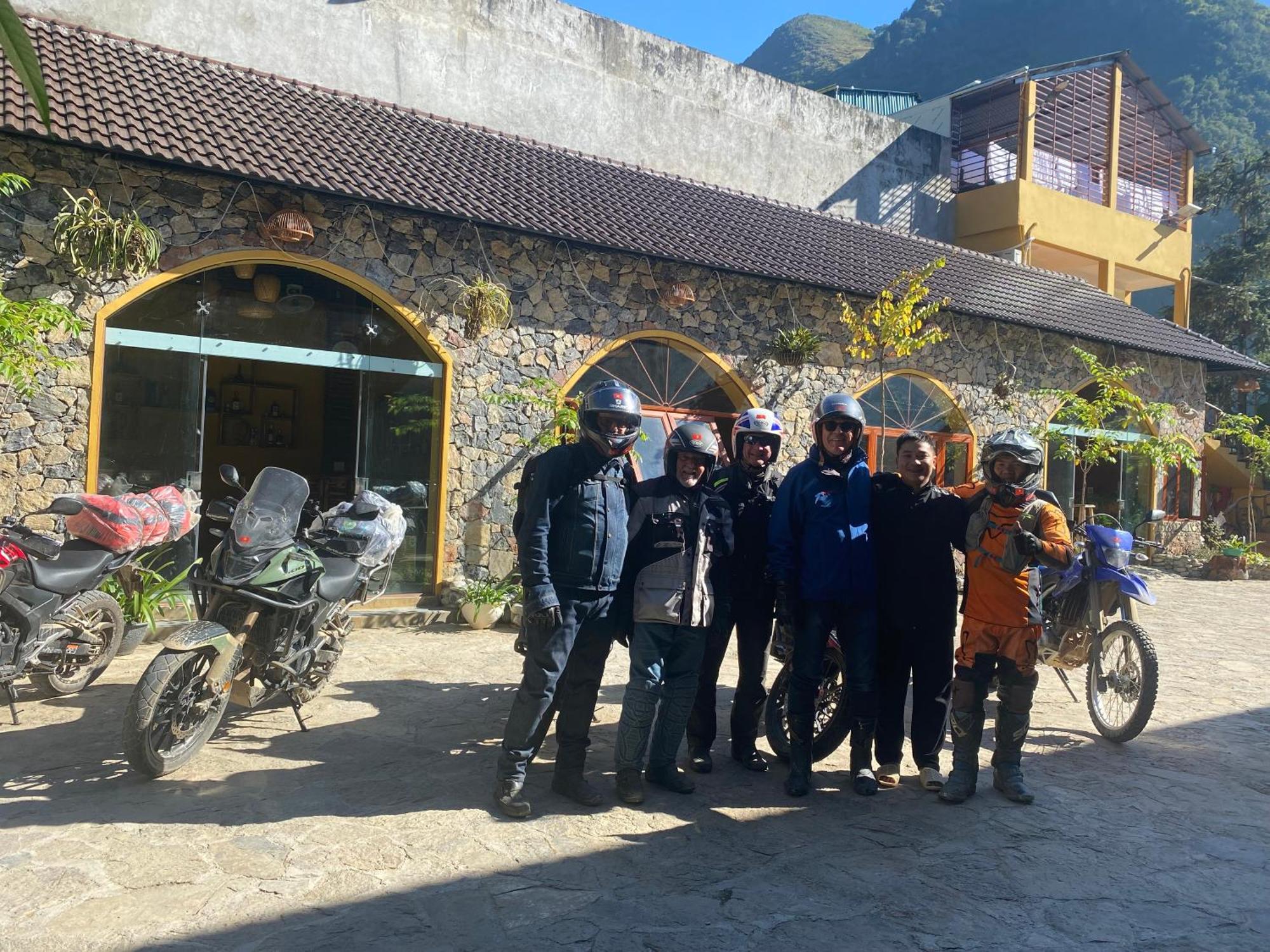 Cao Nguyen Da Homestay Meo Vac Екстериор снимка